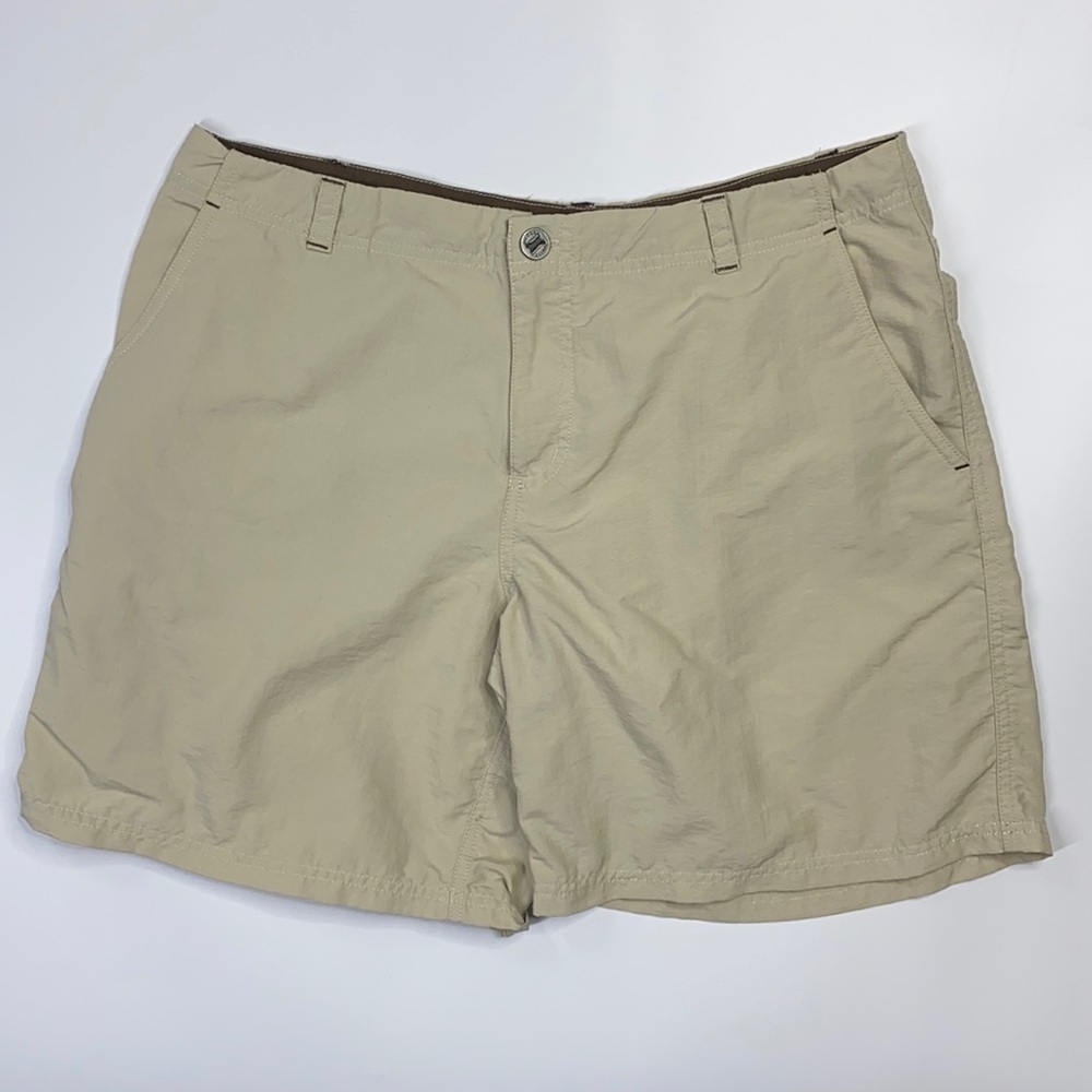 White Sierra Cream Nylon Hiking Chino Shorts Size 14